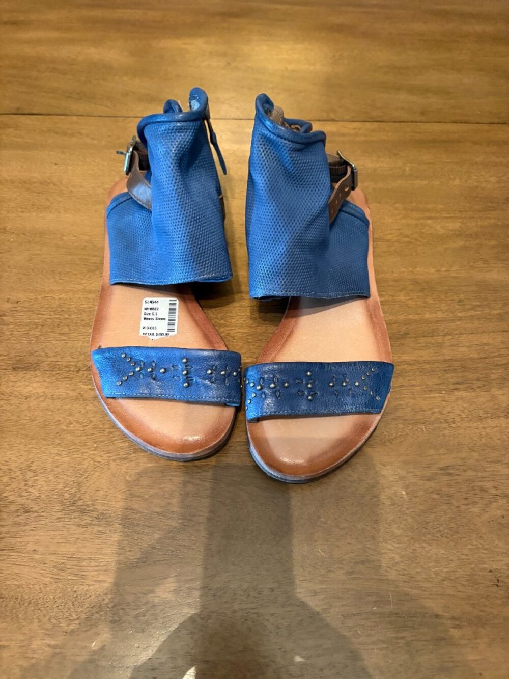 NWT Miz Mooz Forge Blue Leather Perforated Studded Open Toe Sandals. Size 6.5